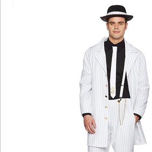 Celebrate Halloween in this Great Gatsby Zoot Suit